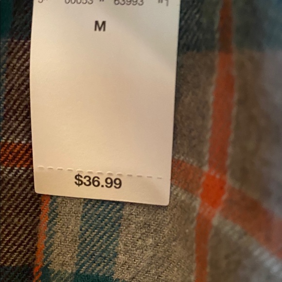 NWT!  Men’s Old Navy Flannel Shirt - Picture 7 of 9